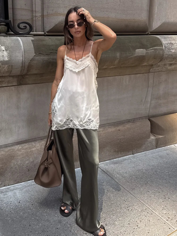 Top de Alça Fina com Renda – Lune