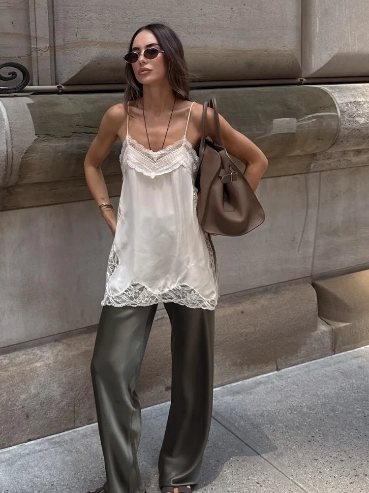 Top de Alça Fina com Renda – Lune