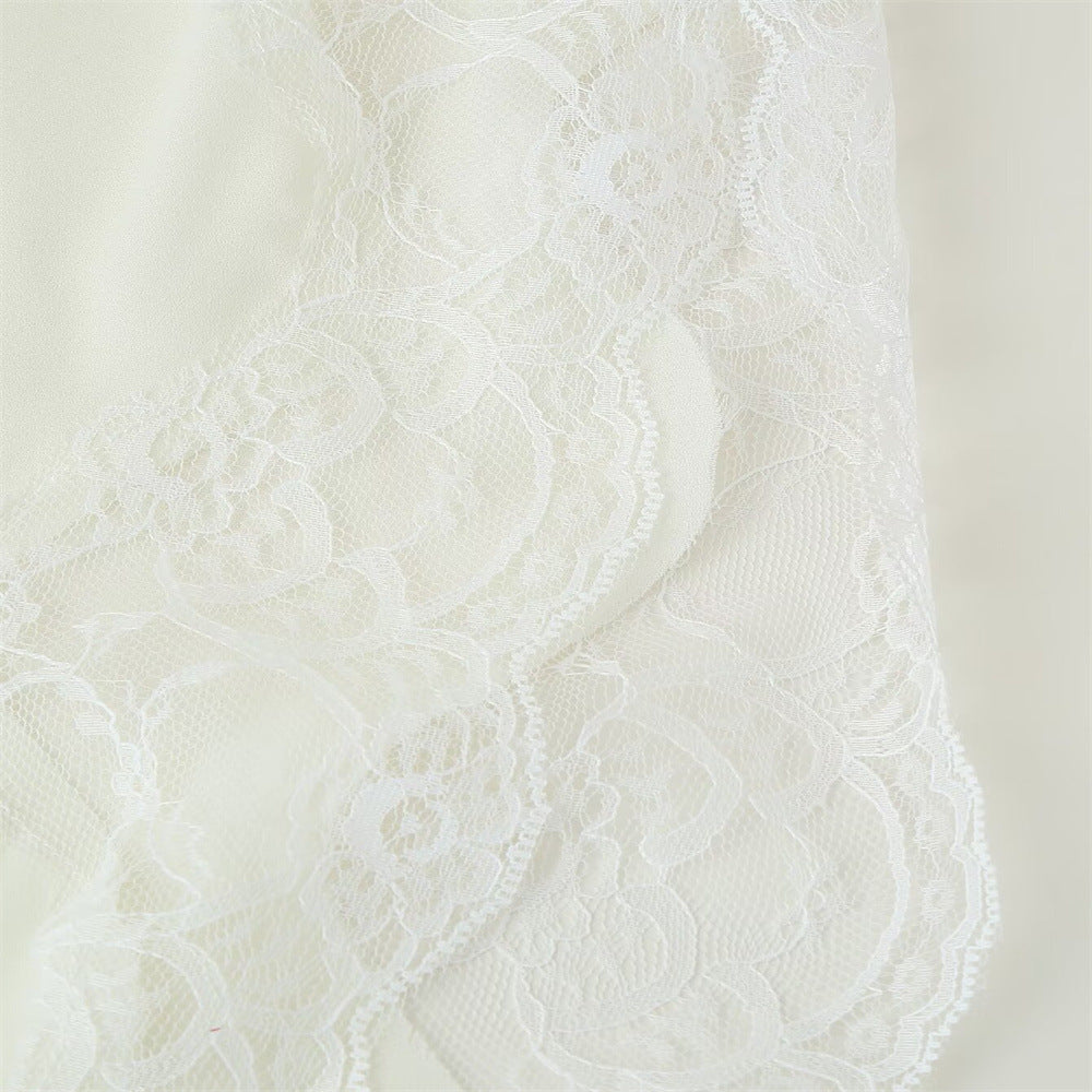 Top de Alça Fina com Renda – Lune